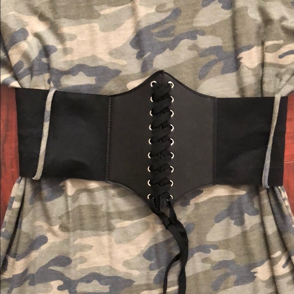 Camp t-shirt dress NEVER WORN - Picture 2 of 4